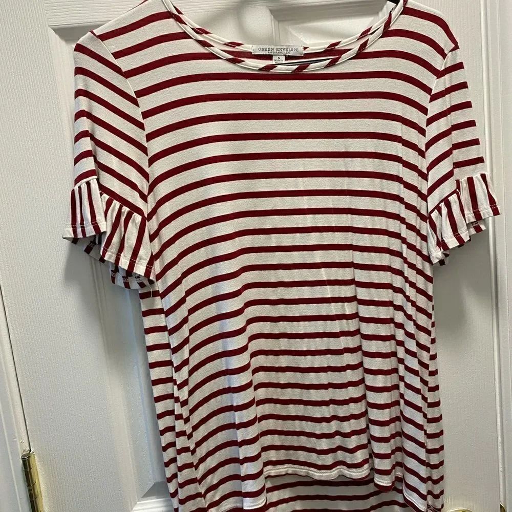 Red and white strip tee